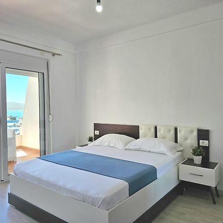 Celin Apartment Sarandë 外观 照片