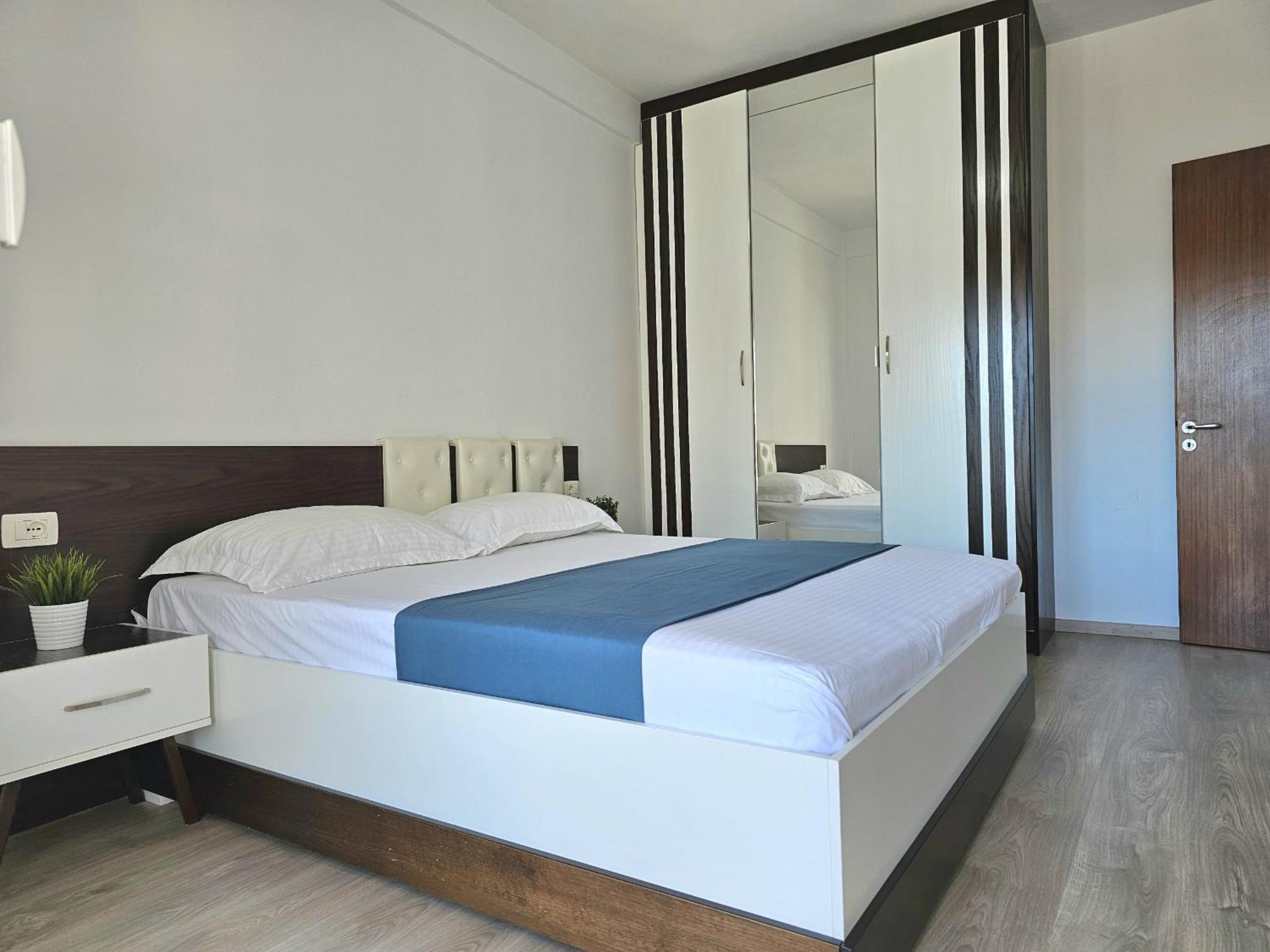 Celin Apartment Sarandë 外观 照片