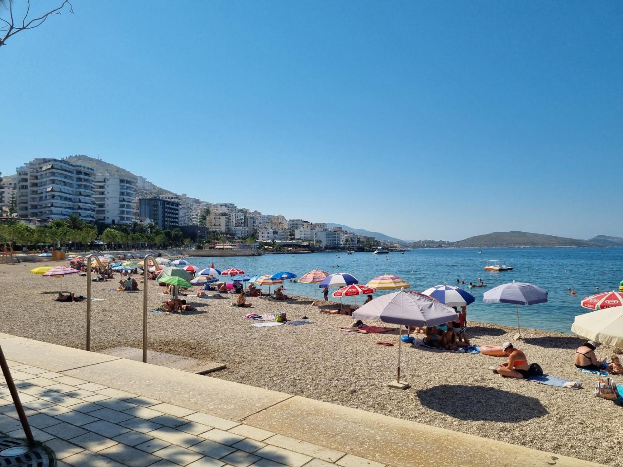 Celin Apartment Sarandë 外观 照片