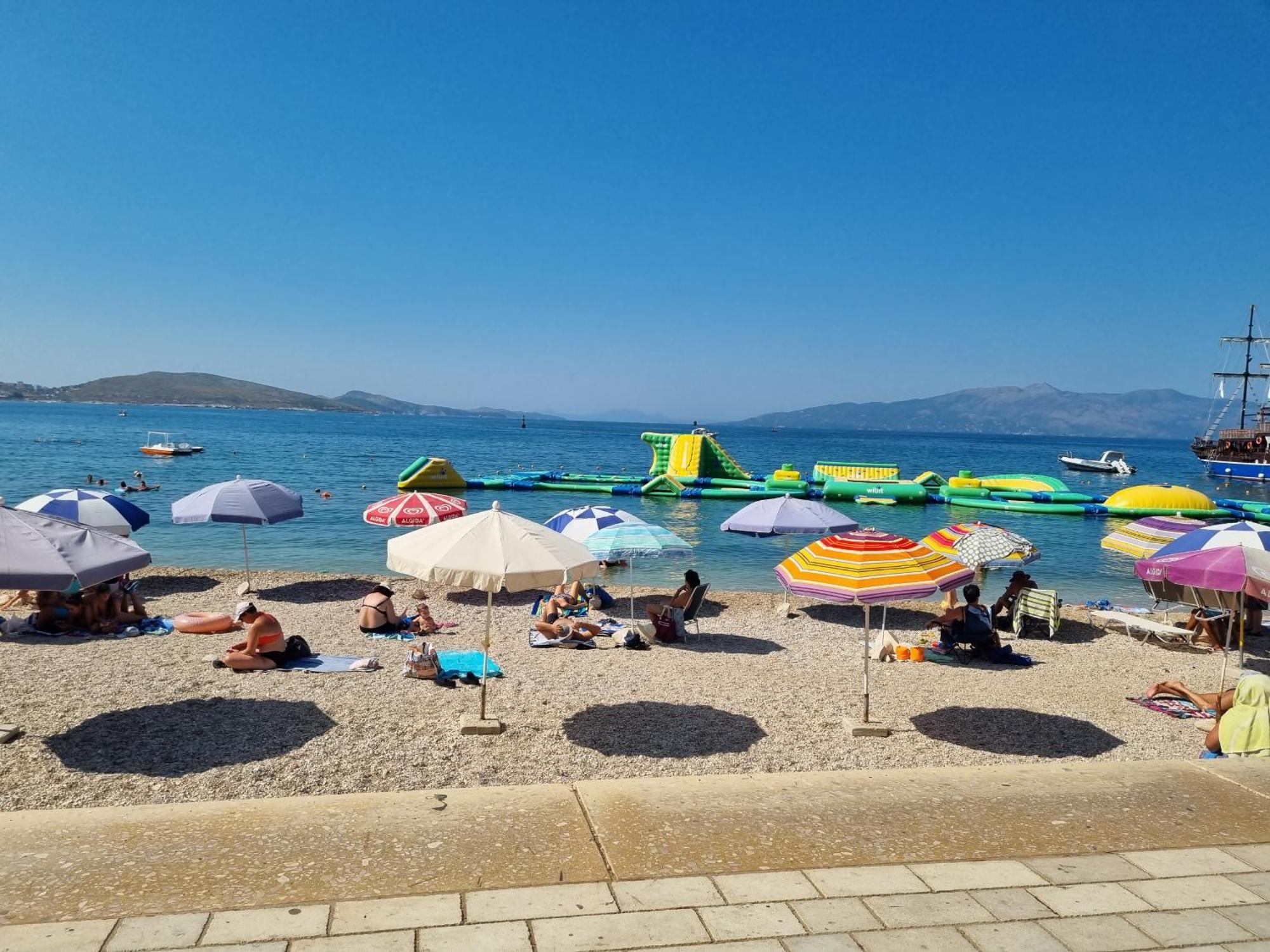 Celin Apartment Sarandë 外观 照片